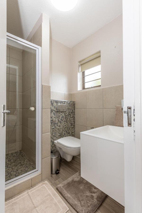 67 The Shades - Luxury Apartment In Umhlanga - Airconditioning Throughout And Inverter Durban Exterior foto