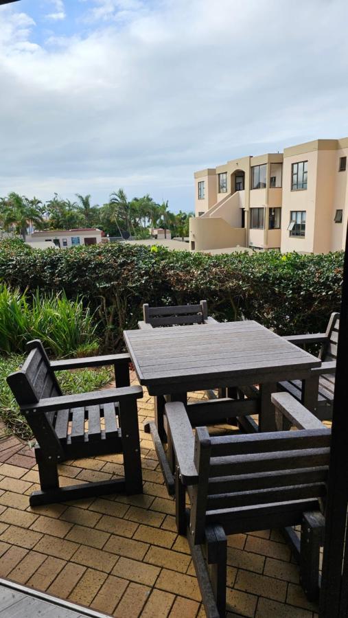 67 The Shades - Luxury Apartment In Umhlanga - Airconditioning Throughout And Inverter Durban Exterior foto